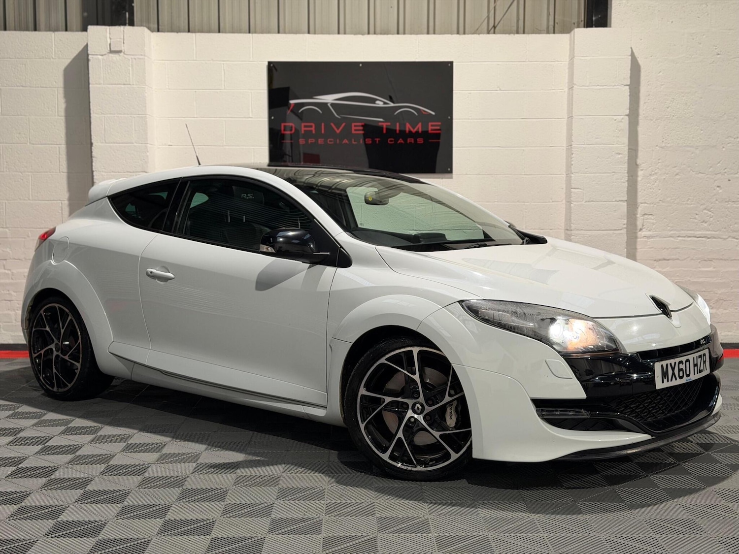 Used Renault Megane 2010 for sale - 76926174: Photo 5