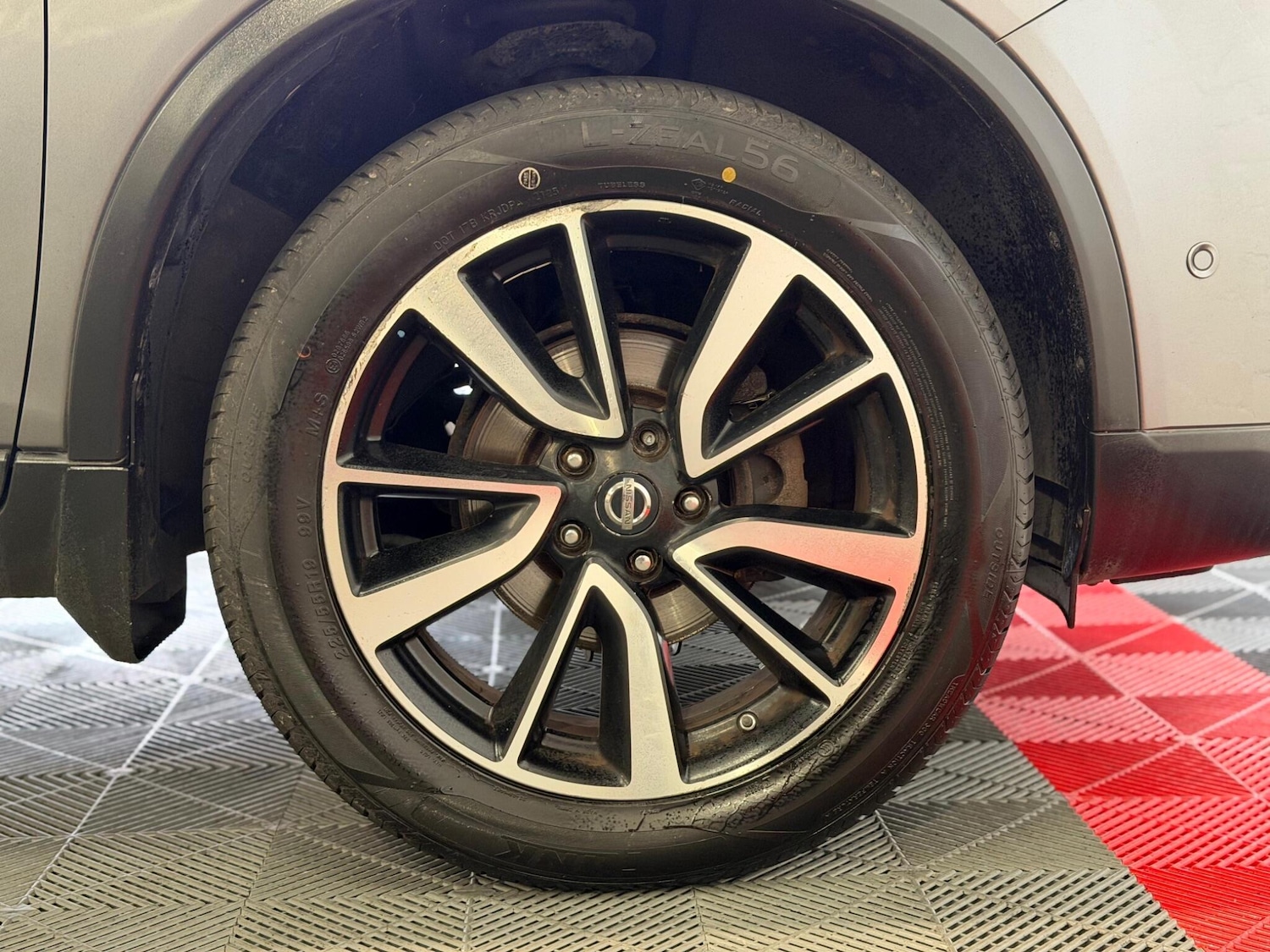 Used Nissan X-Trail 2014 for sale - 77683120: Photo 28