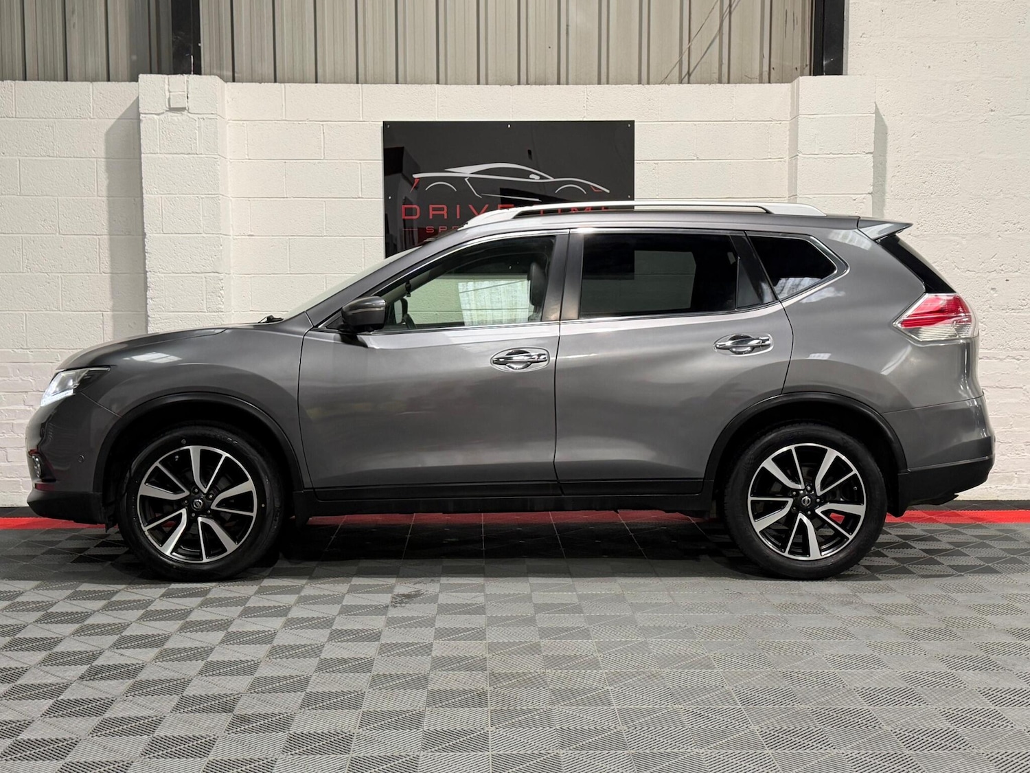 Used Nissan X-Trail 2014 for sale - 77683120: Photo 9