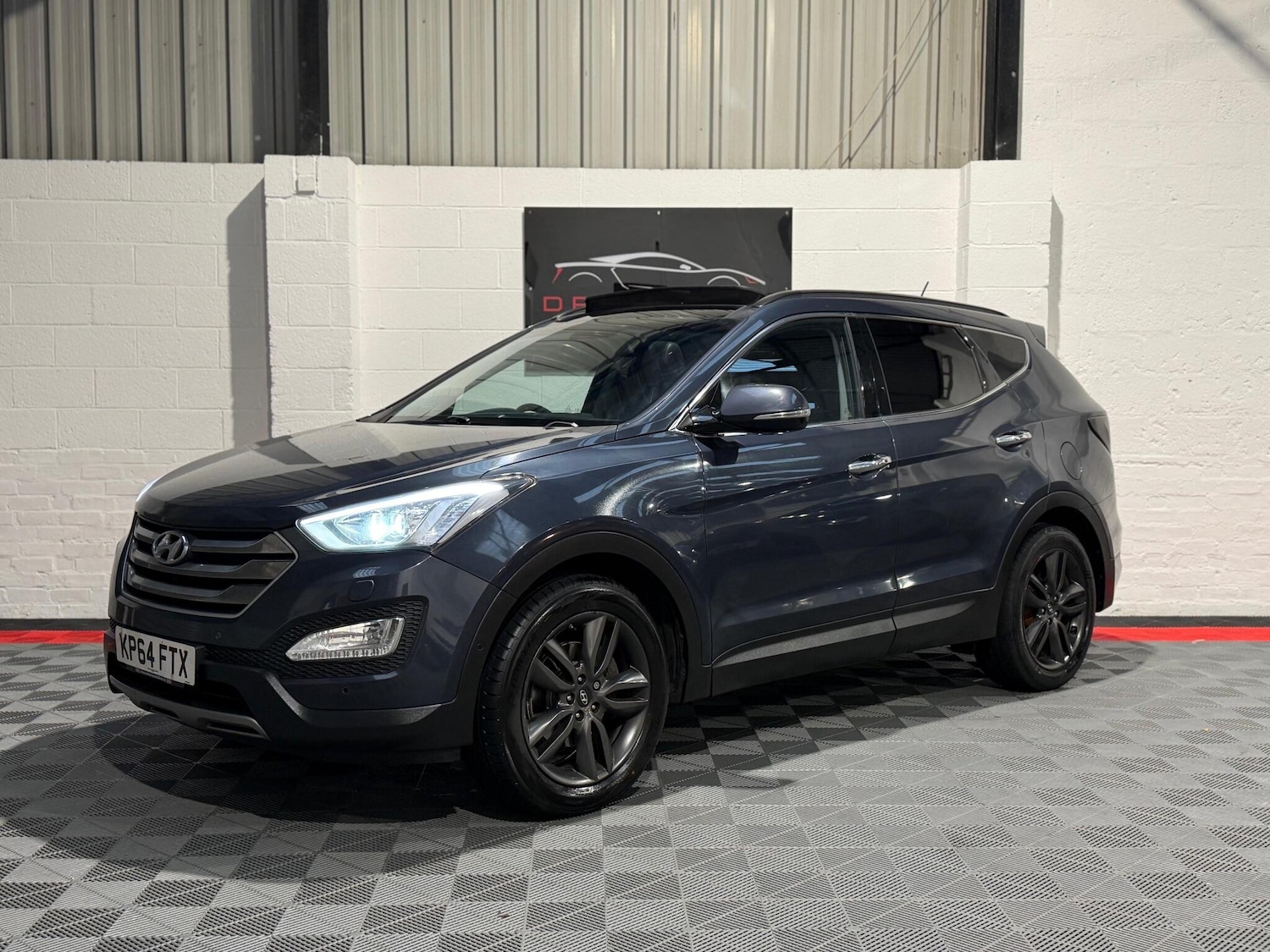 Used Hyundai Santa Fe for sale - 77510474: Photo 3