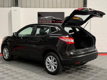 Used Nissan Qashqai 2015 for sale - 78574162: Photo