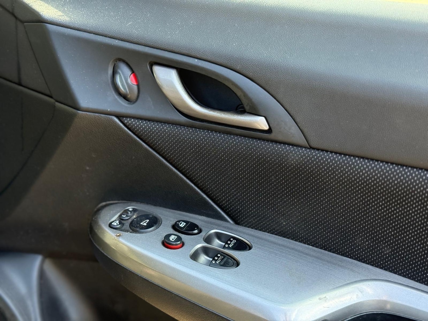 Used Honda Civic 2009 for sale - 76528004: Photo 24