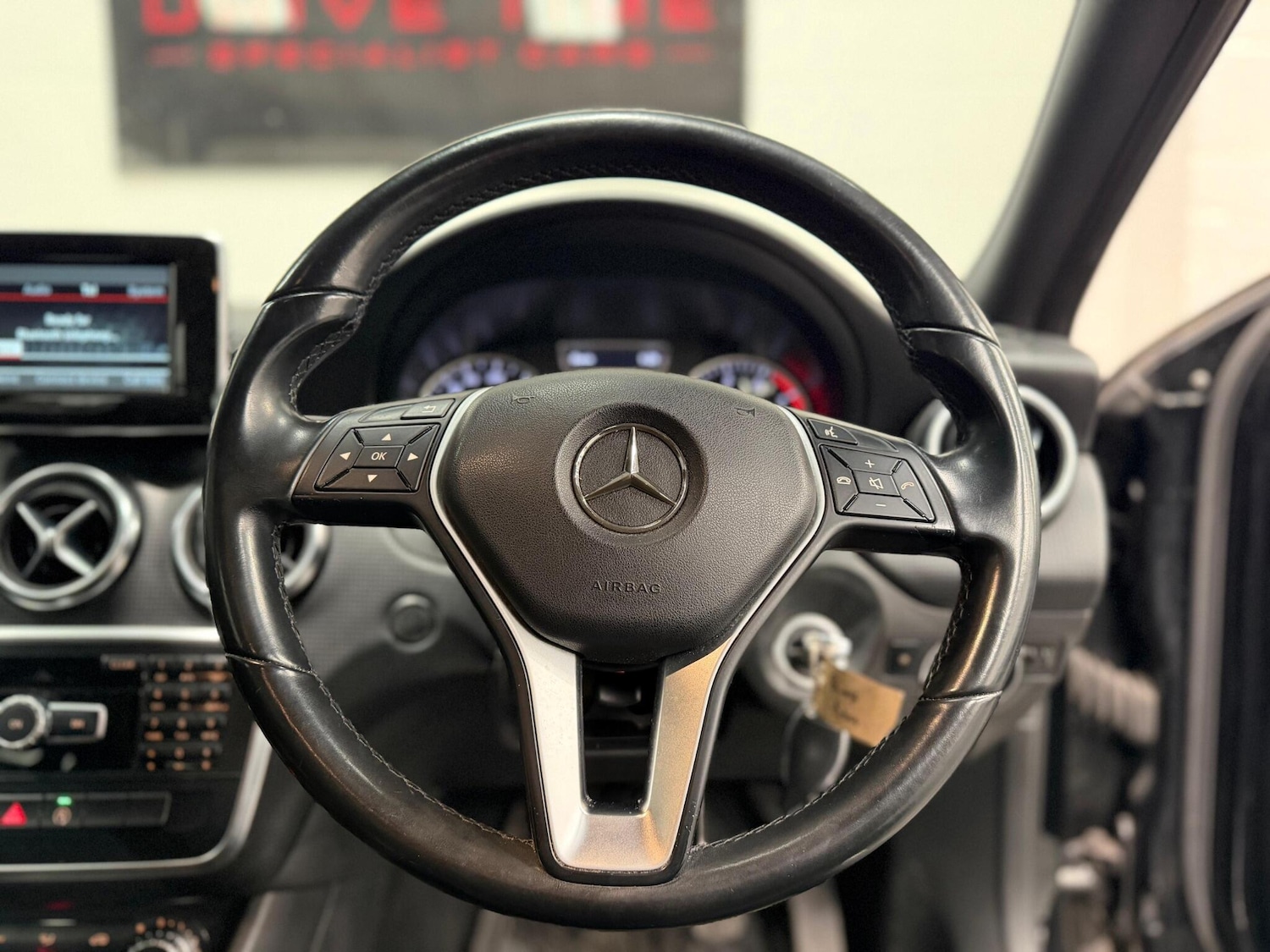 Used Mercedes-Benz A-Class 2014 for sale - 77993829: Photo 41