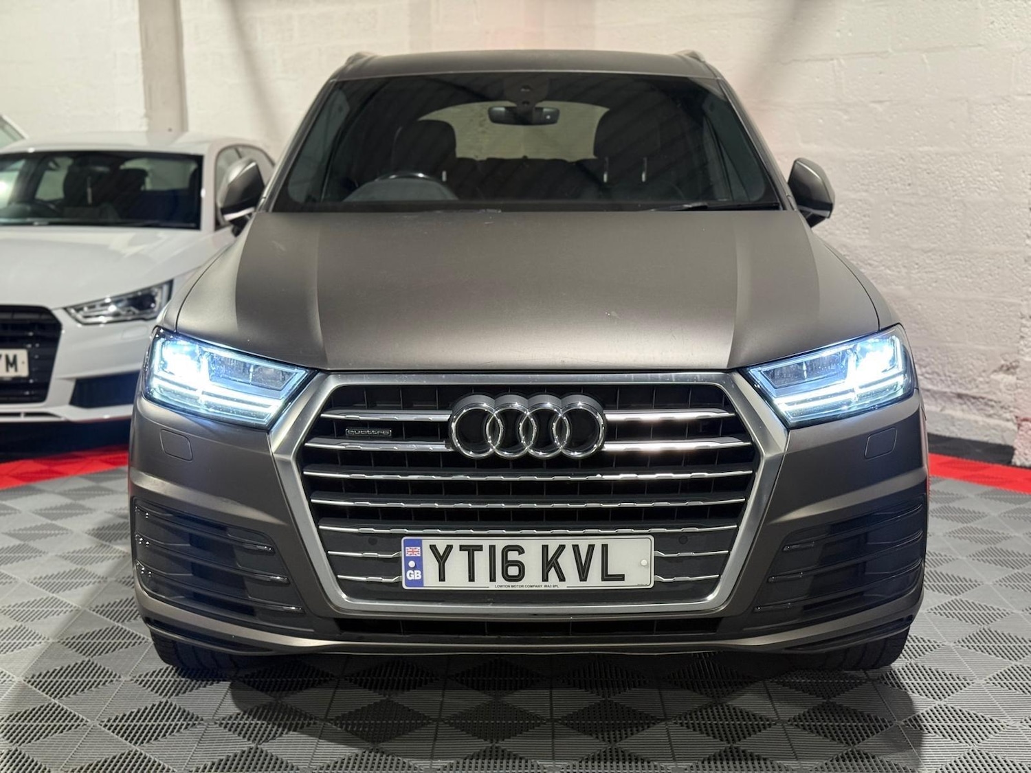 Used Audi Q7 2016 for sale - 77074320: Photo 2