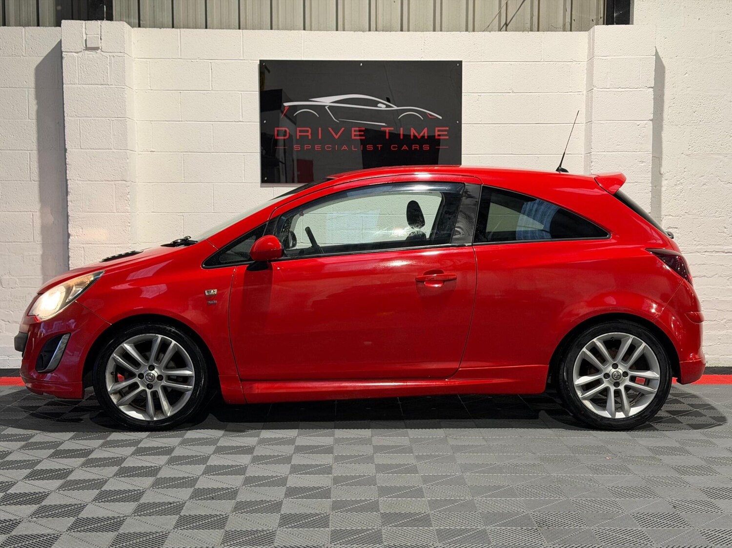 Used Vauxhall Corsa 2014 for sale - 76432564: Photo 8