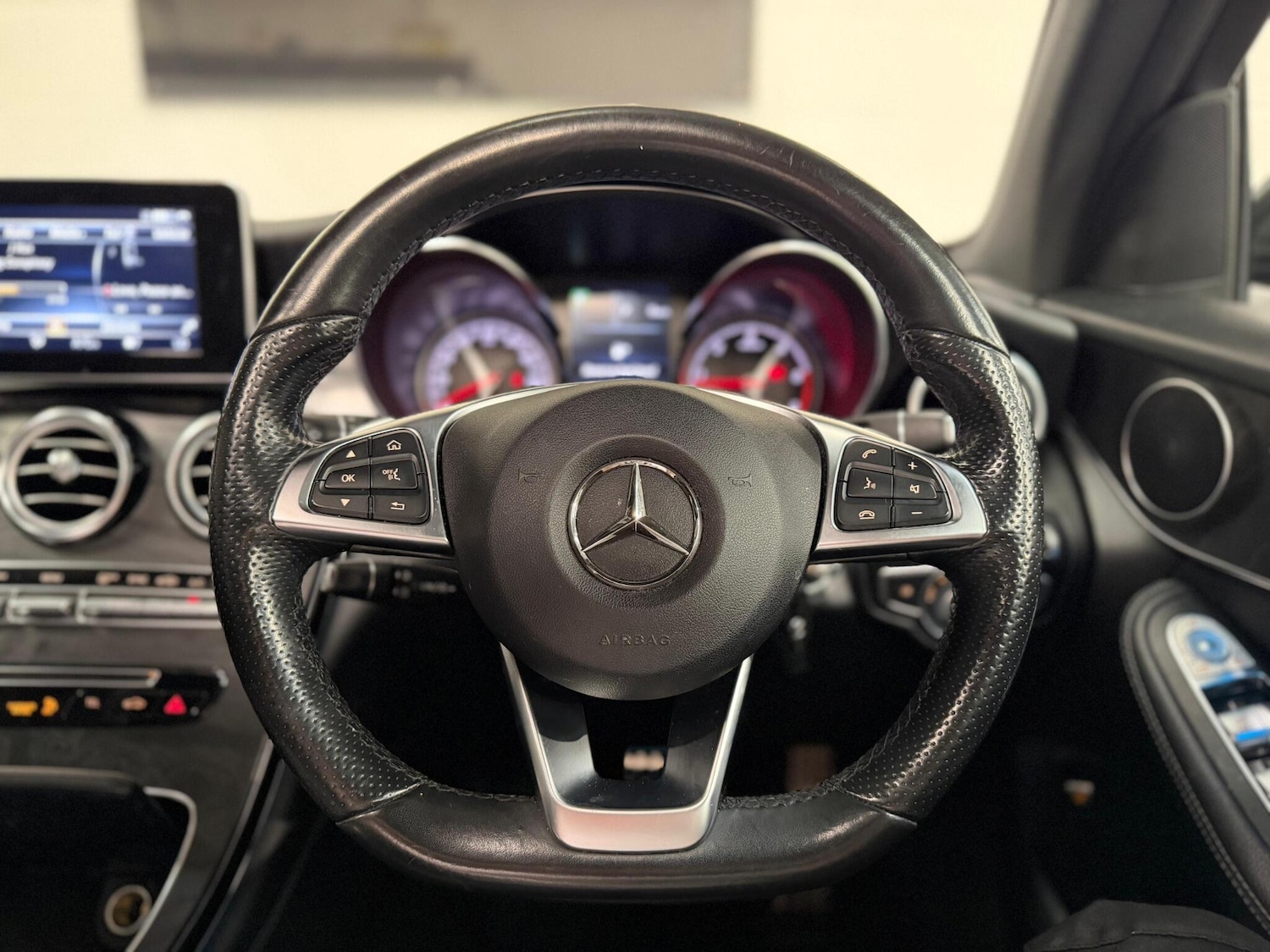 Used Mercedes-Benz GLC 2017 for sale - 78127987: Photo 32