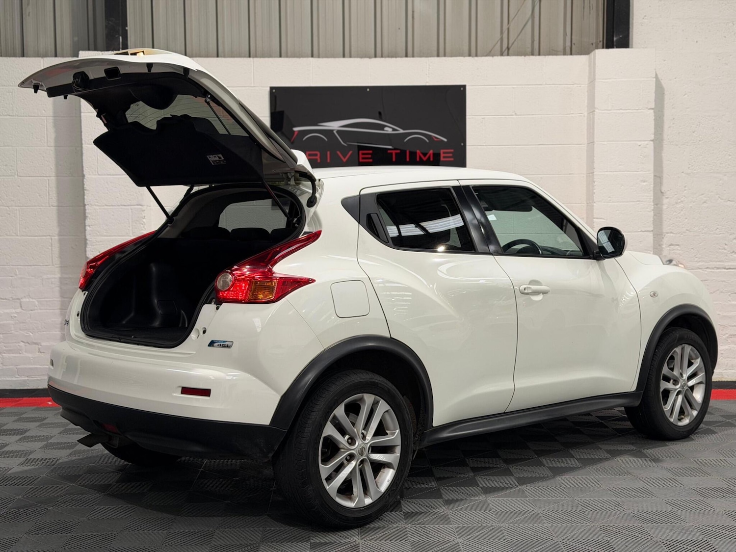 Used Nissan Juke 2012 for sale - 77853520: Photo 12