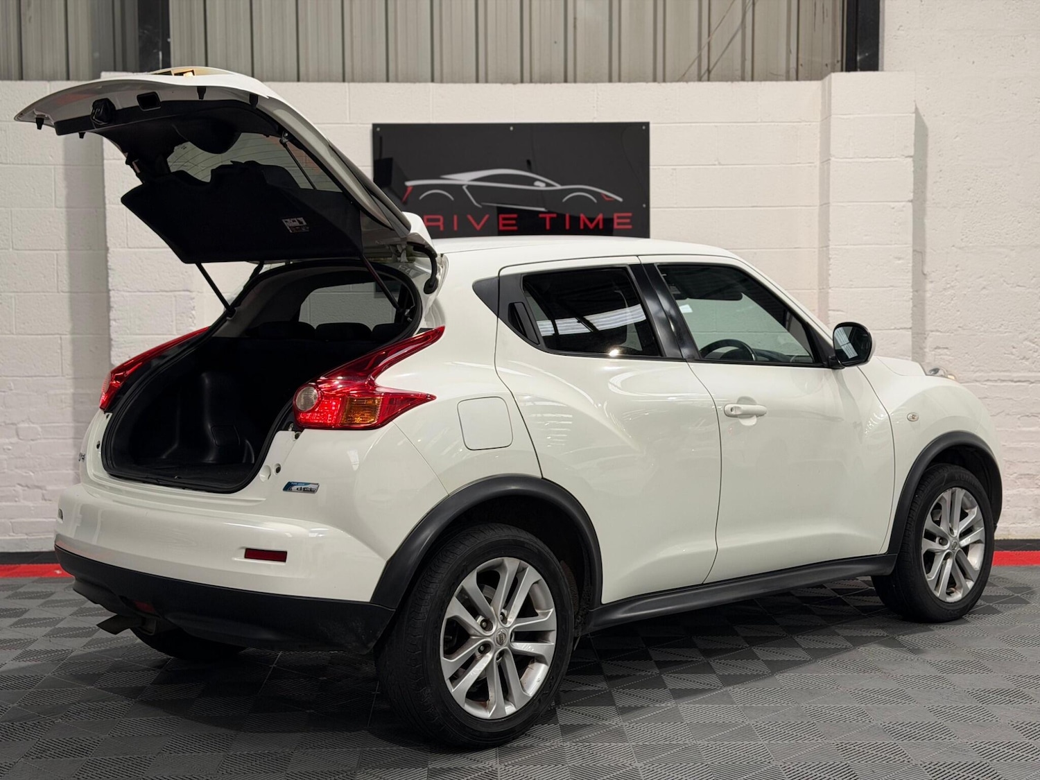 Used Nissan Juke 2012 for sale - 77853520: Photo 14