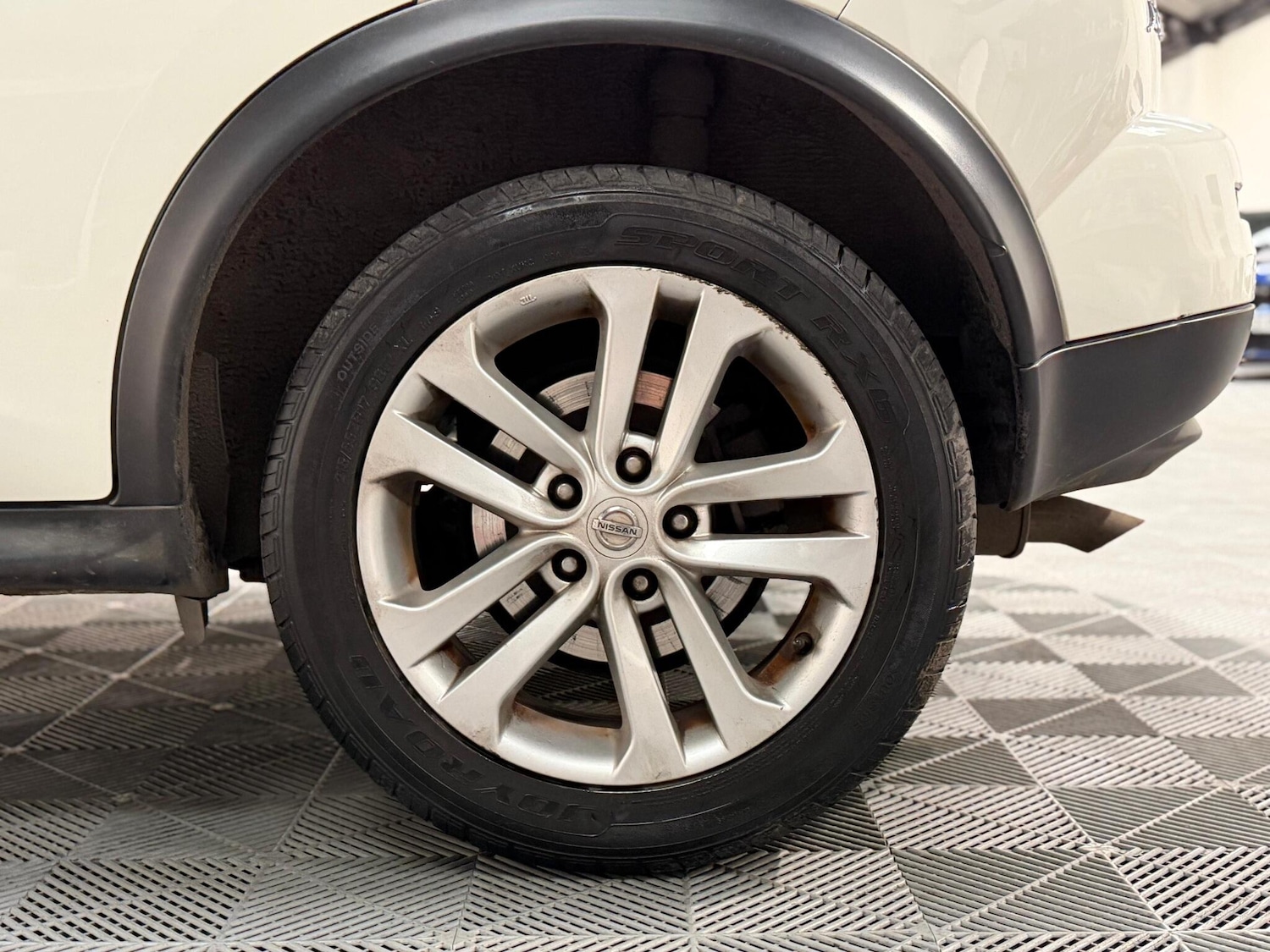 Used Nissan Juke 2012 for sale - 77853520: Photo 24