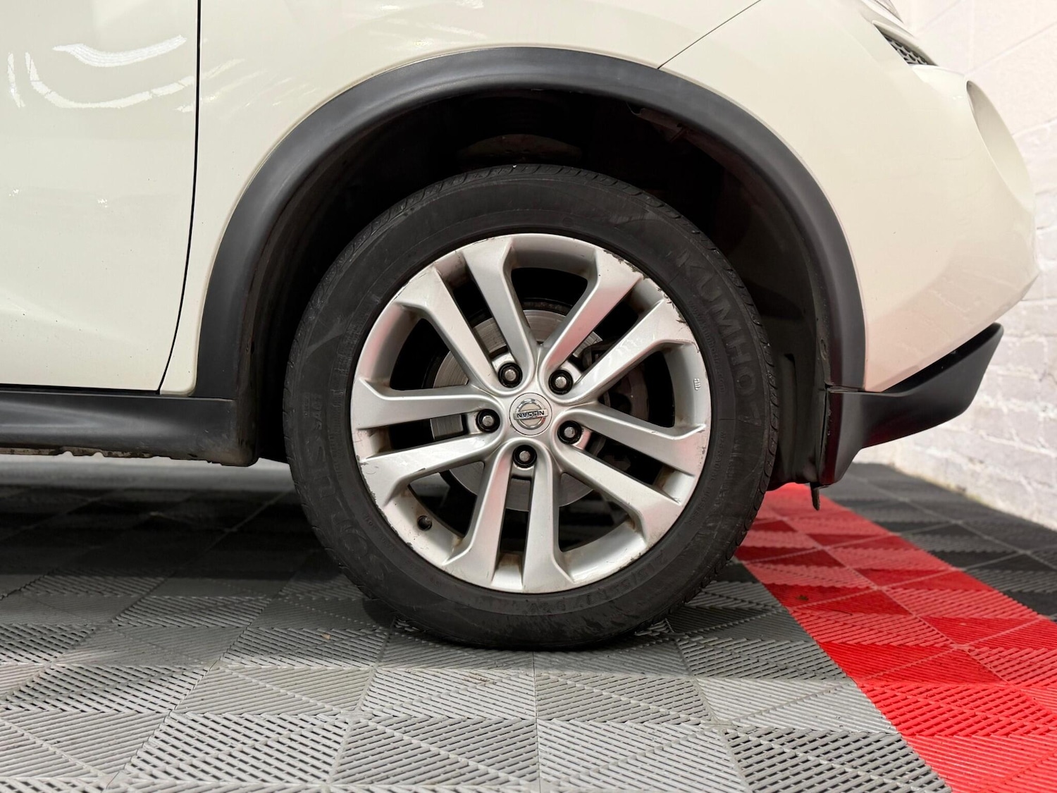 Used Nissan Juke 2012 for sale - 77853520: Photo 25