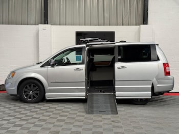 Used Chrysler Grand Voyager 2010 for sale - 79361364: Photo