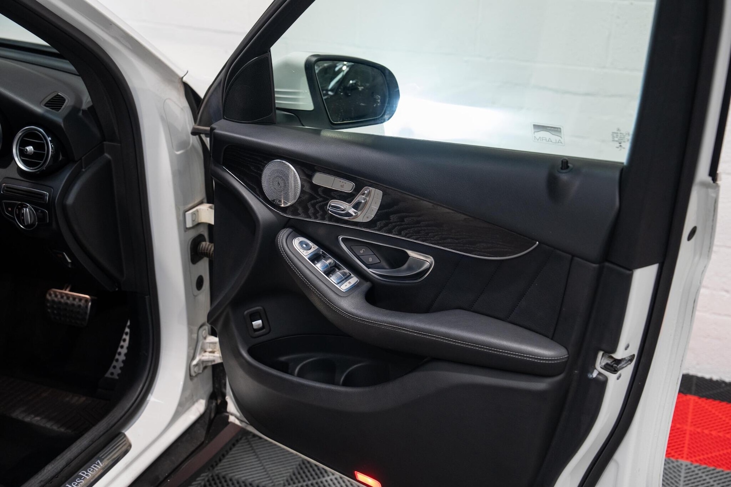 Used Mercedes-Benz GLC 2016 for sale - 76619638: Photo 19