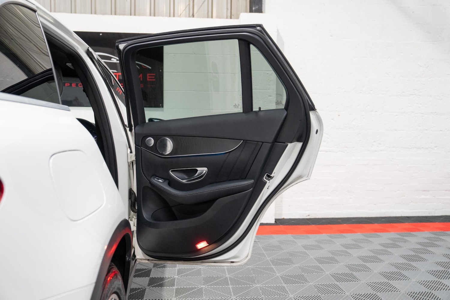 Used Mercedes-Benz GLC 2016 for sale - 76619638: Photo 20