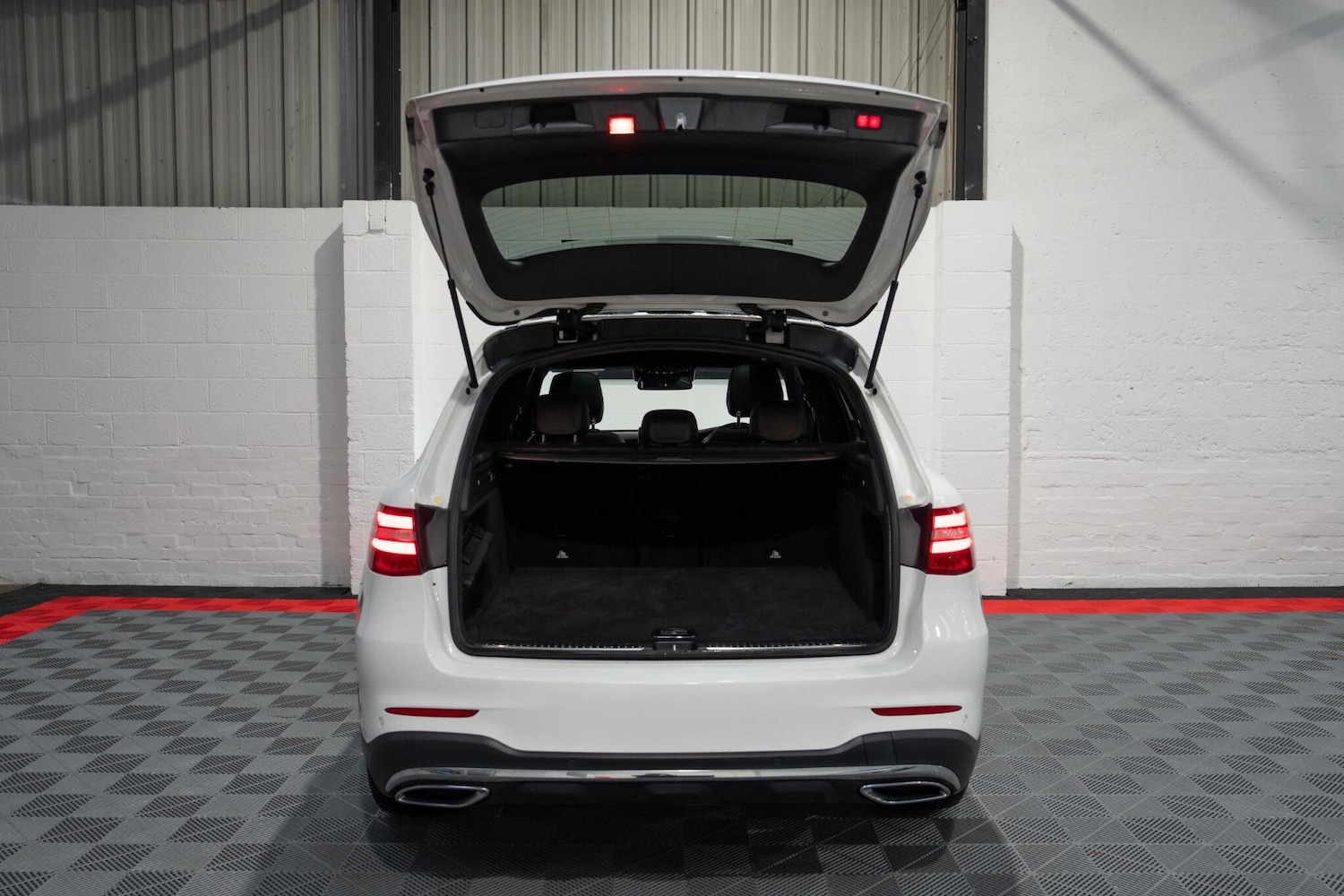 Used Mercedes-Benz GLC 2016 for sale - 76619638: Photo 27