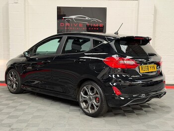 Used Ford Fiesta 2018 for sale - 78771764: Photo