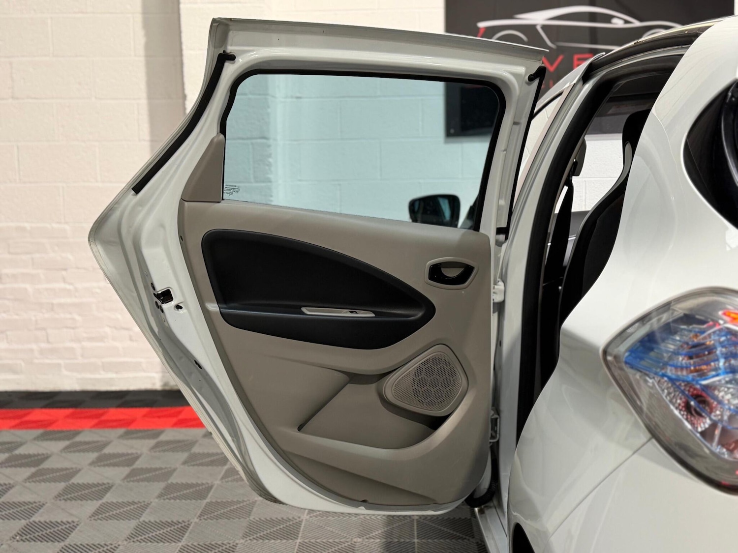 Used Renault Zoe for sale - 77808441: Photo 18