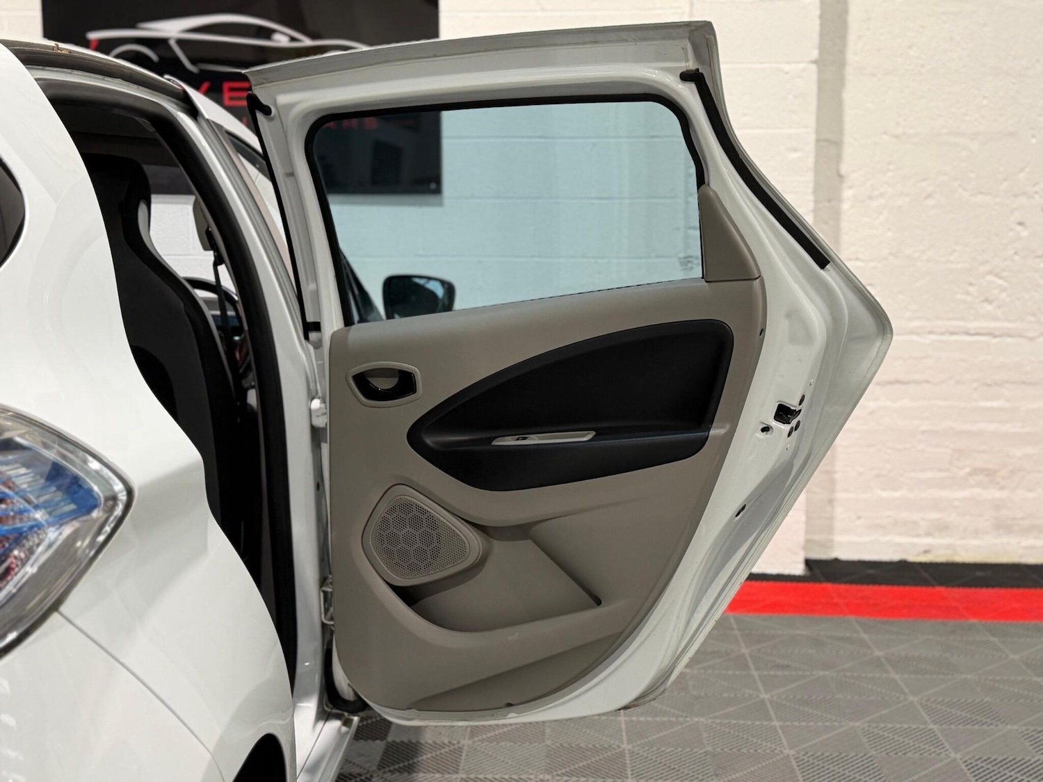 Used Renault Zoe for sale - 77808441: Photo 19