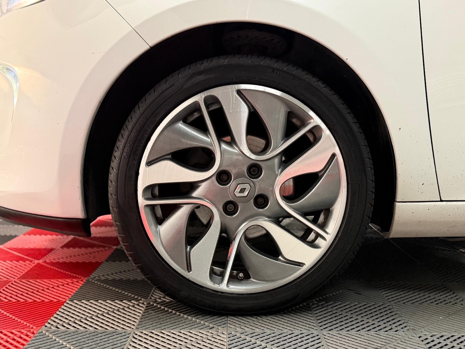 Used Renault Zoe for sale - 77808441: Photo 24