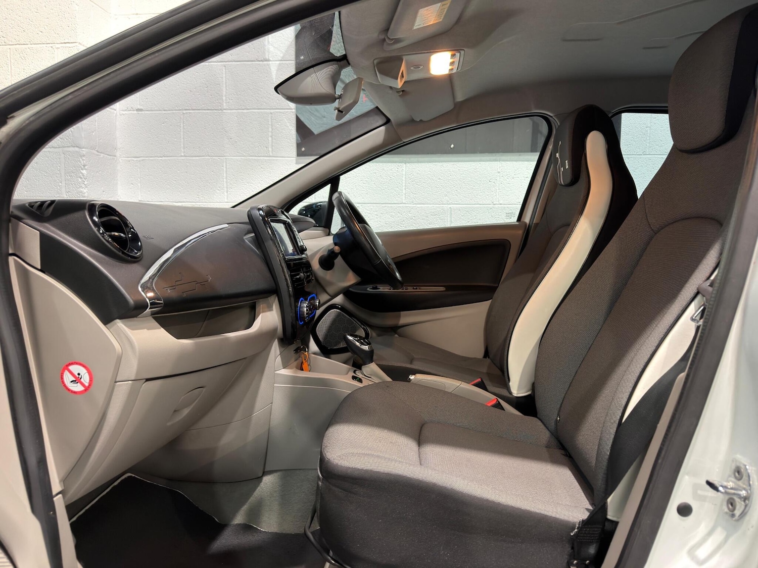 Used Renault Zoe for sale - 77808441: Photo 28