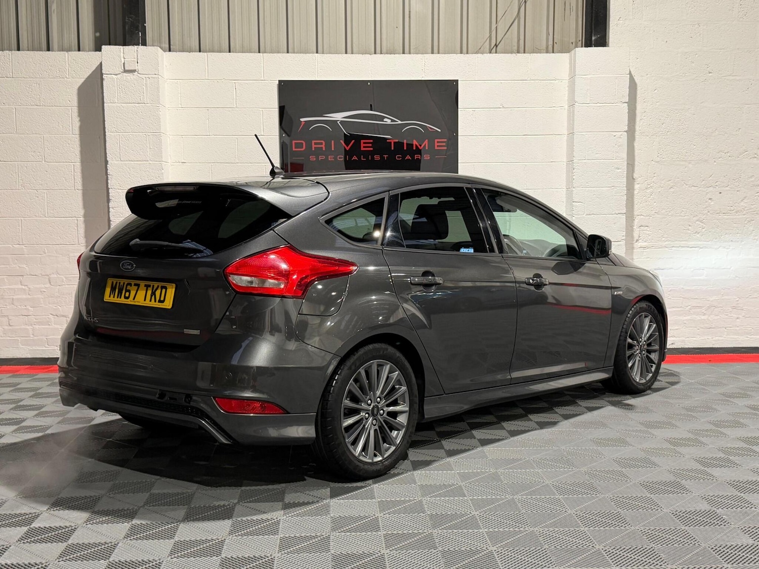 Used Ford Focus 2017 for sale - 76700692: Photo 18