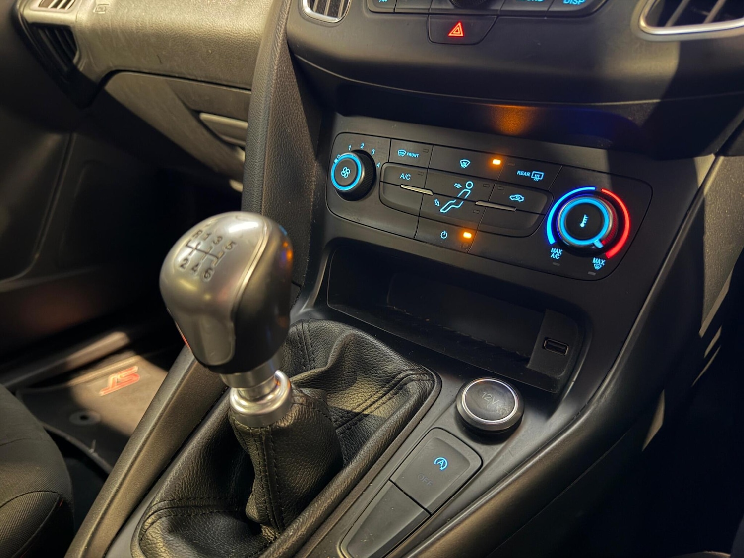 Used Ford Focus 2017 for sale - 76700692: Photo 19