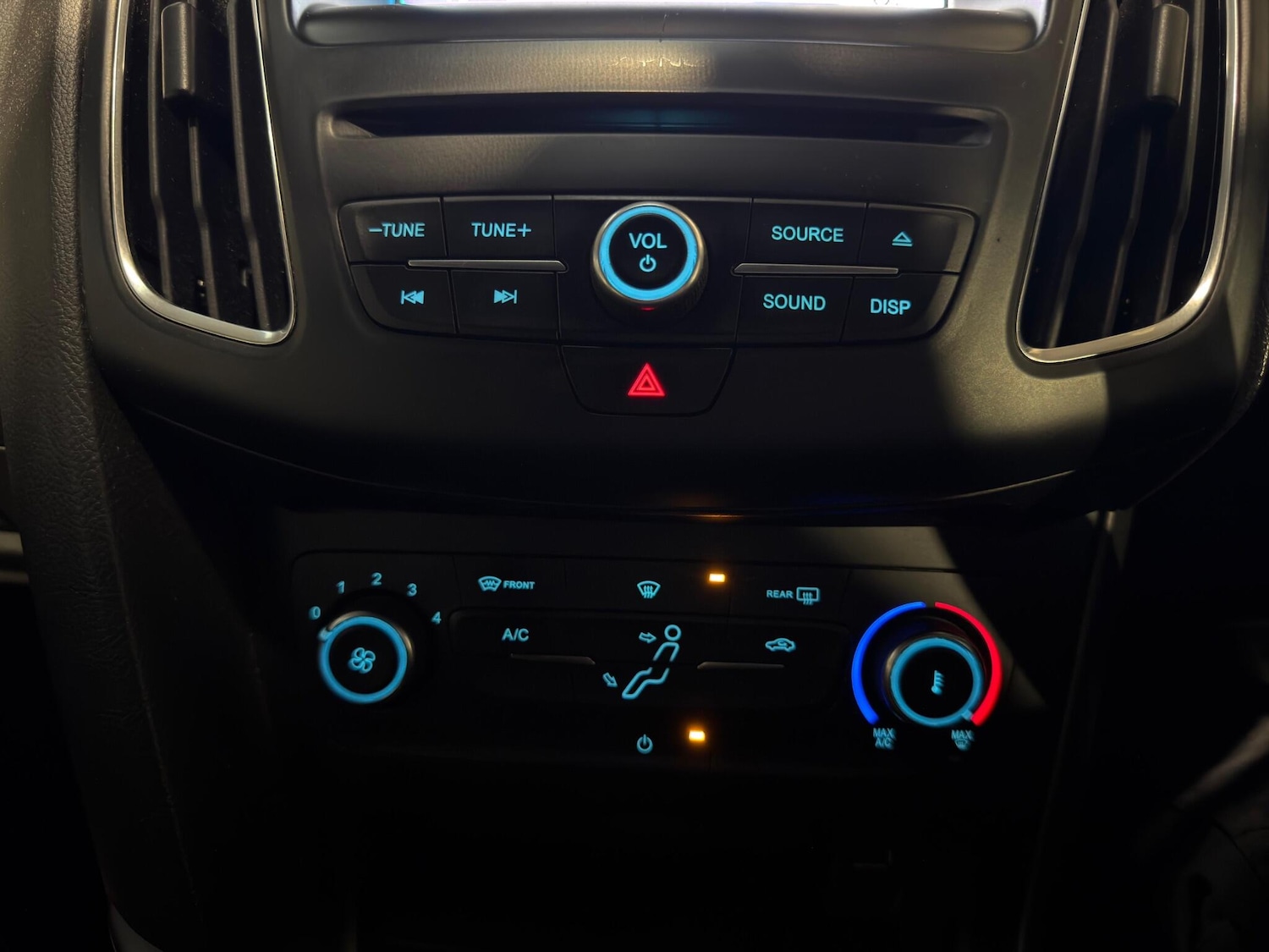 Used Ford Focus 2017 for sale - 76700692: Photo 32