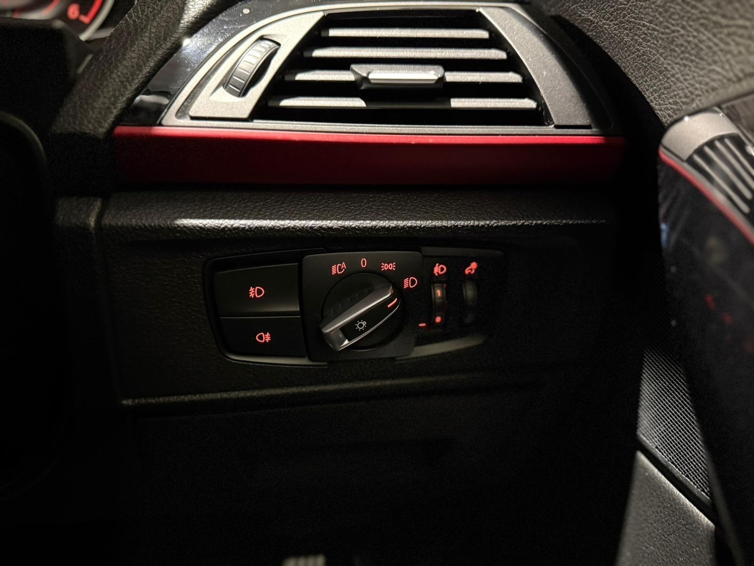 Used BMW 1 Series 2017 for sale - 77131177: Photo 42