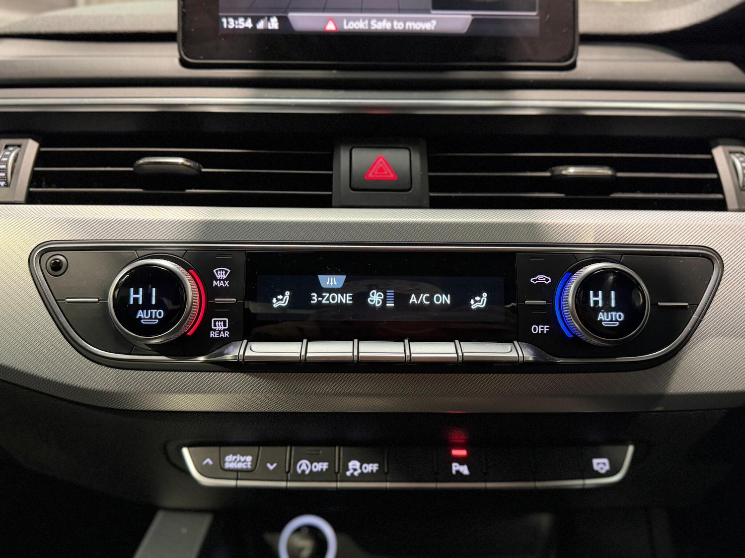 Used Audi A4 2017 for sale - 77892381: Photo 30