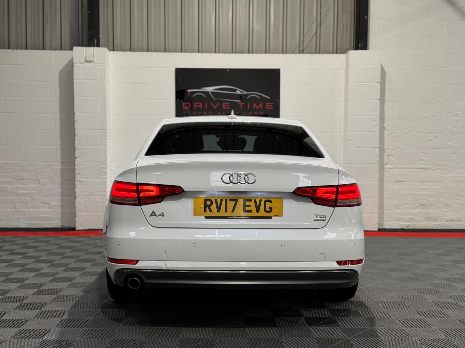 Used Audi A4 2017 for sale - 77892381: Photo 7