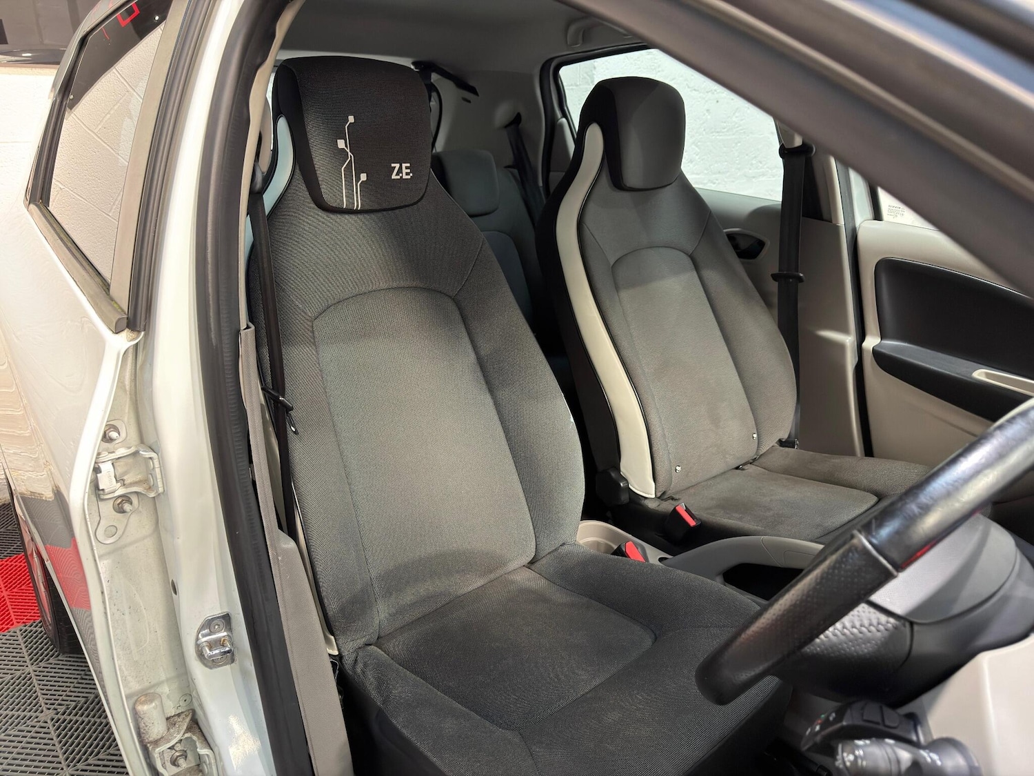 Used Renault Zoe for sale - 77016262: Photo 15