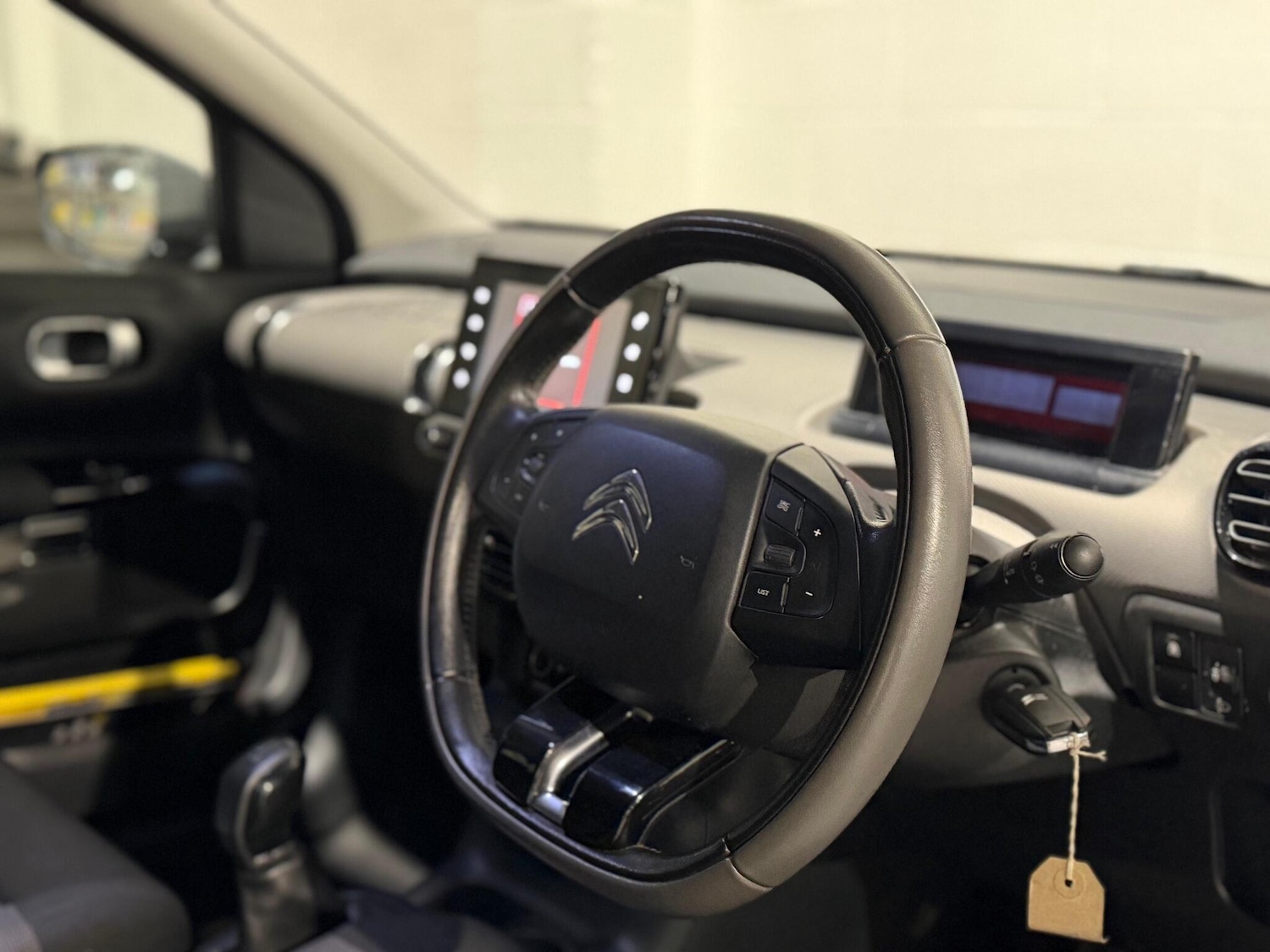 Used Citroen C4 Cactus 2017 for sale - 77166624: Photo 11