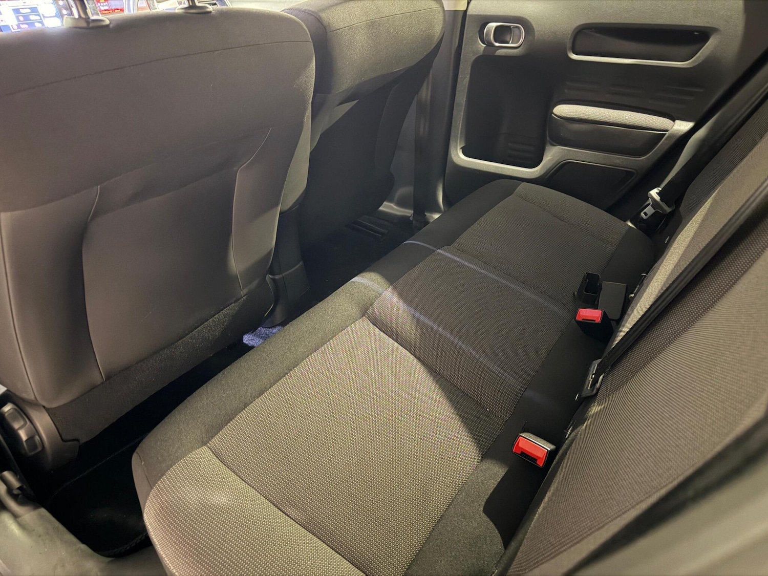 Used Citroen C4 Cactus 2017 for sale - 77166624: Photo 17