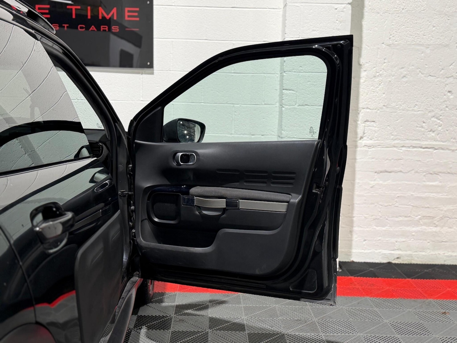 Used Citroen C4 Cactus 2017 for sale - 77166624: Photo 21