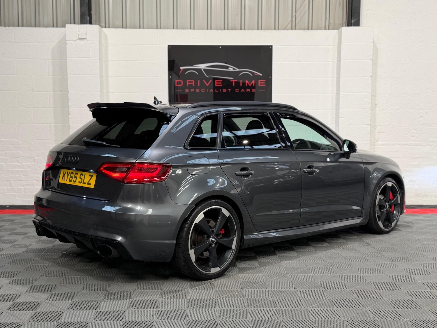Used Audi RS3 2015 for sale - 77559955: Photo 11