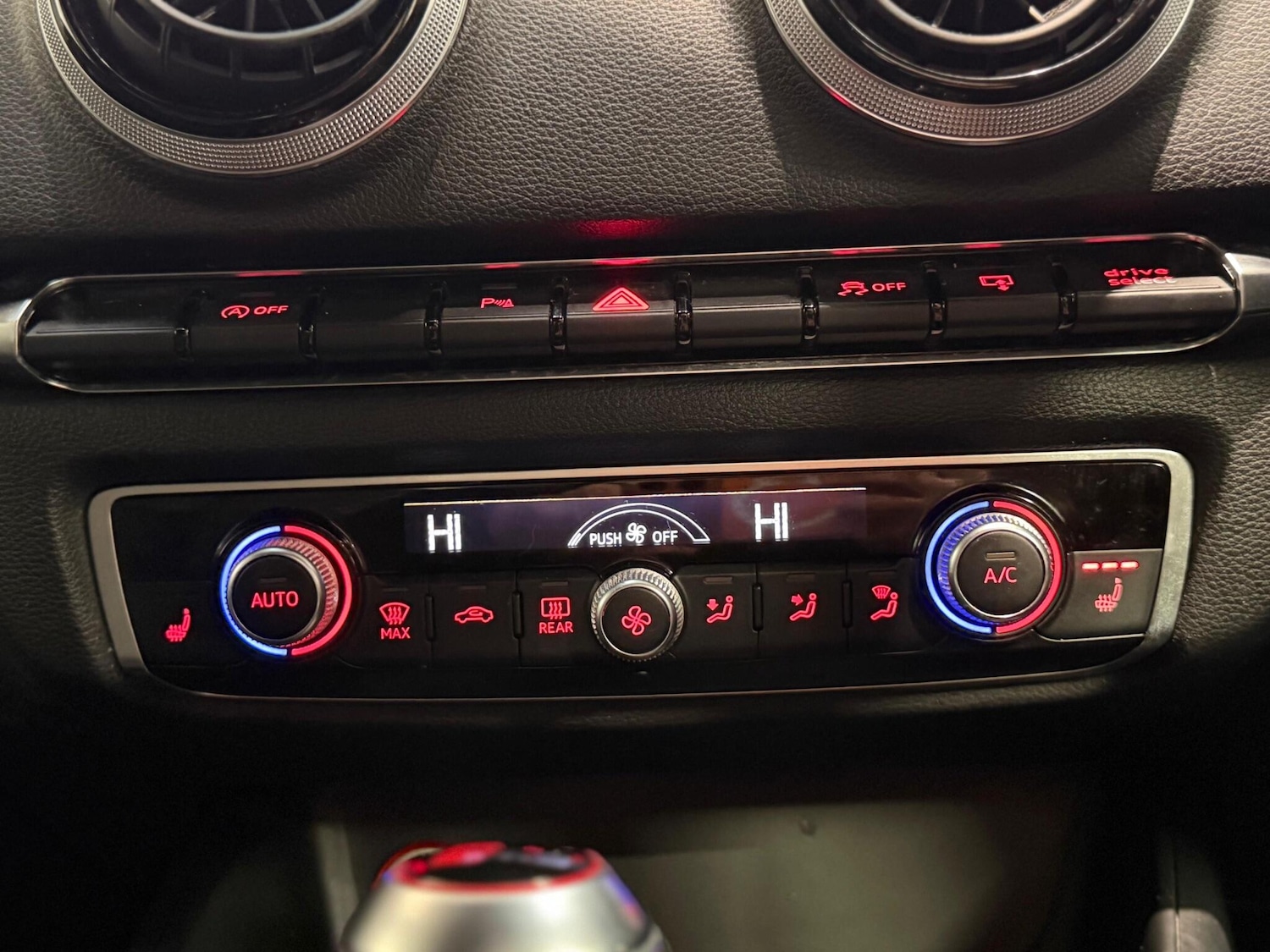 Used Audi RS3 2015 for sale - 77559955: Photo 30