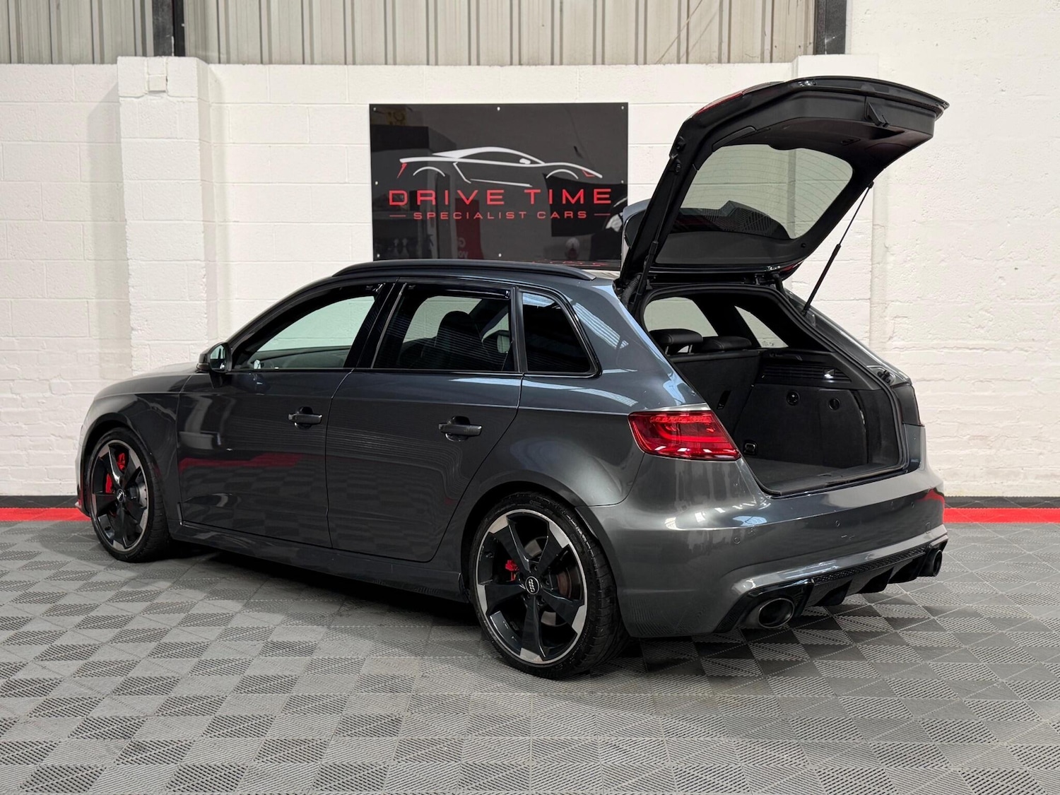 Used Audi RS3 2015 for sale - 77559955: Photo 5