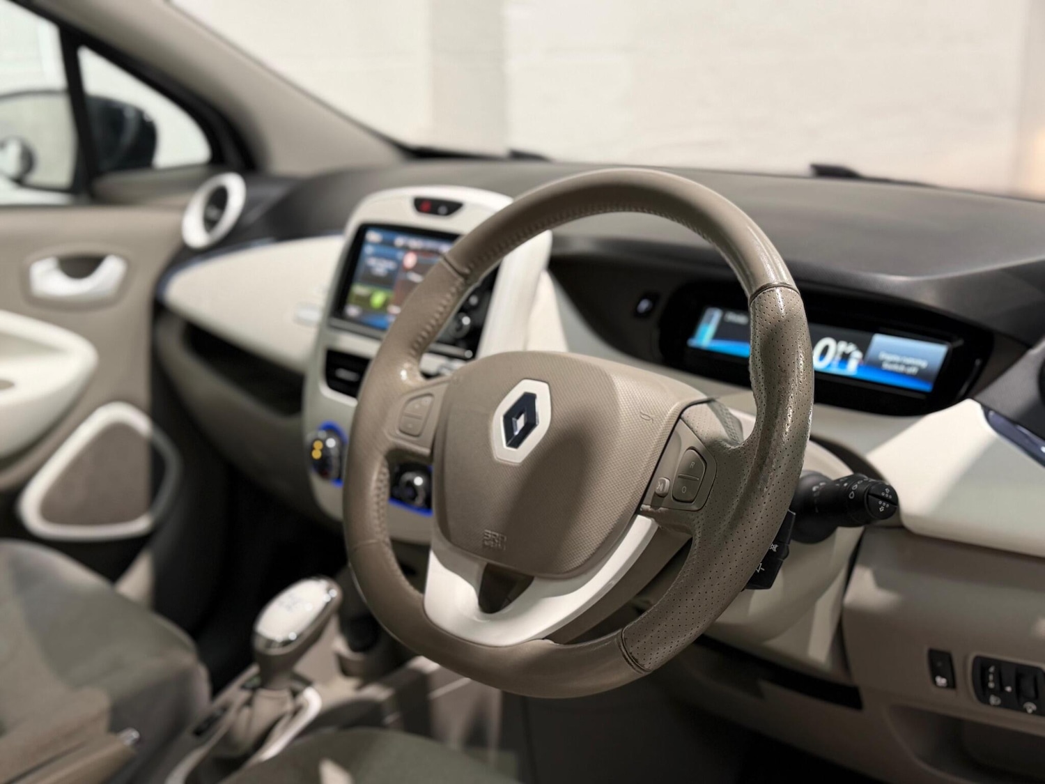 Used Renault Zoe for sale - 77331758: Photo 13