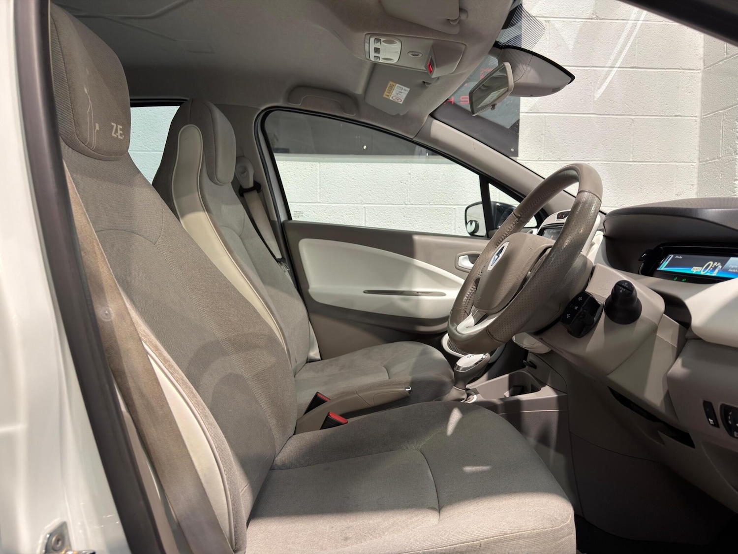 Used Renault Zoe for sale - 77331758: Photo 16