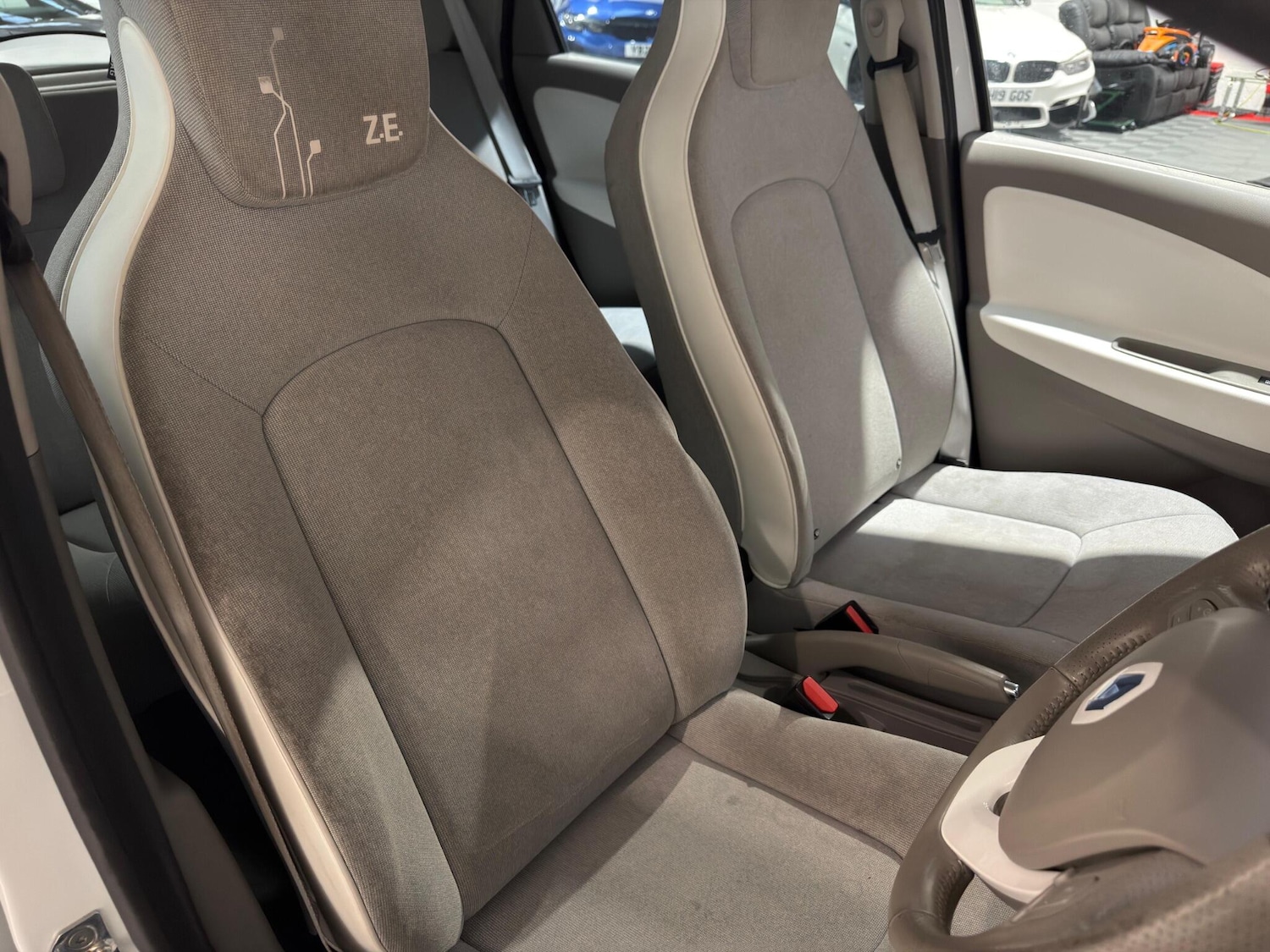 Used Renault Zoe for sale - 77331758: Photo 17