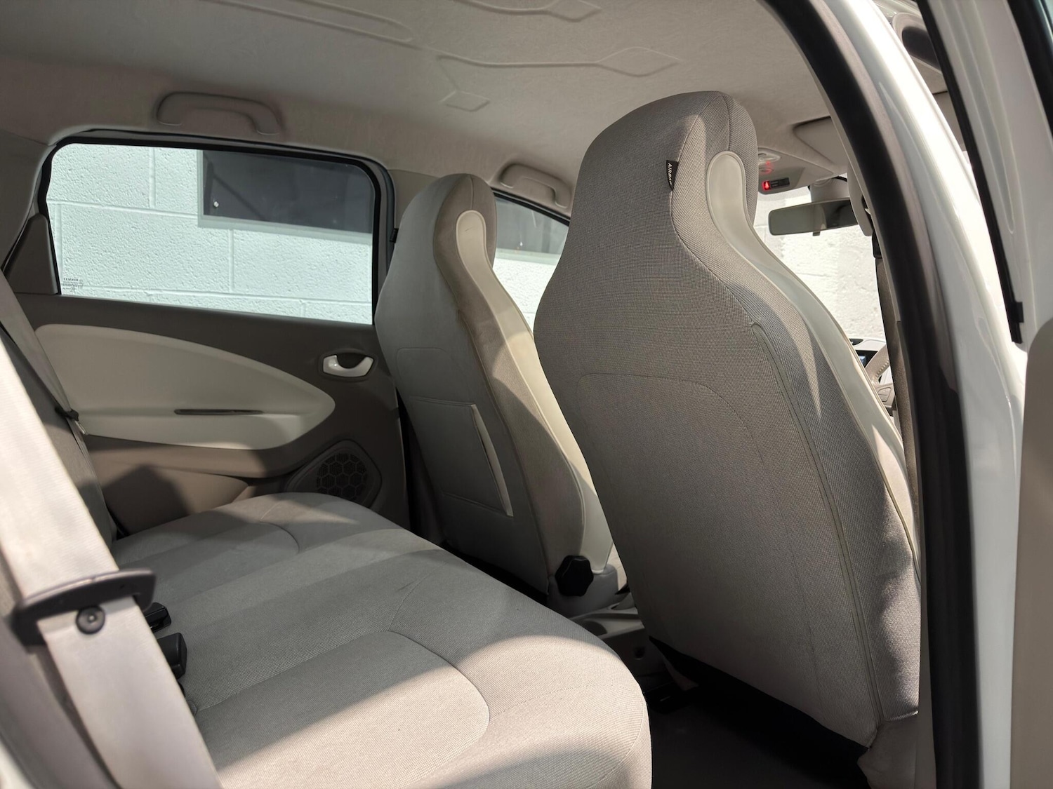 Used Renault Zoe for sale - 77331758: Photo 21