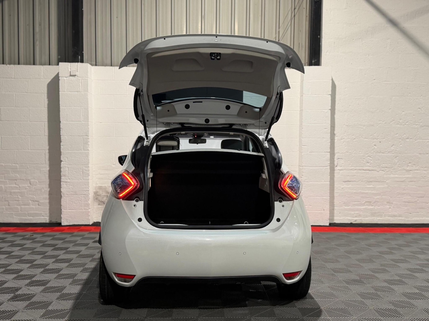 Used Renault Zoe for sale - 77331758: Photo 34