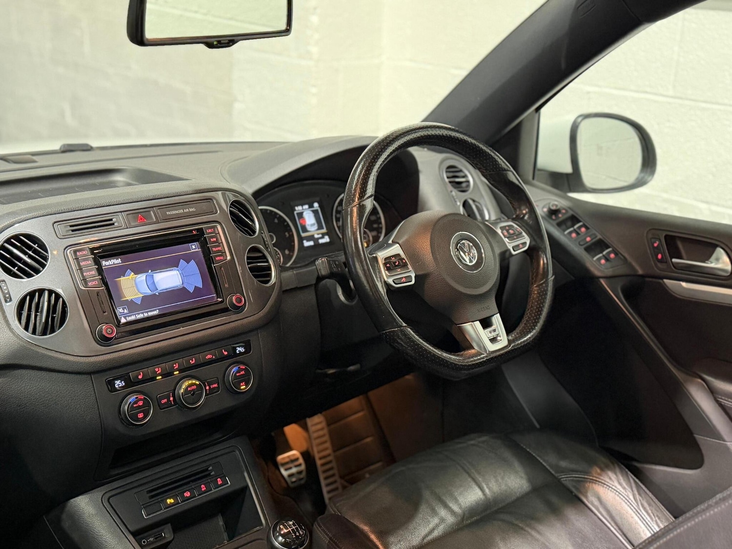 Used Volkswagen Tiguan for sale - 77926168: Photo 18