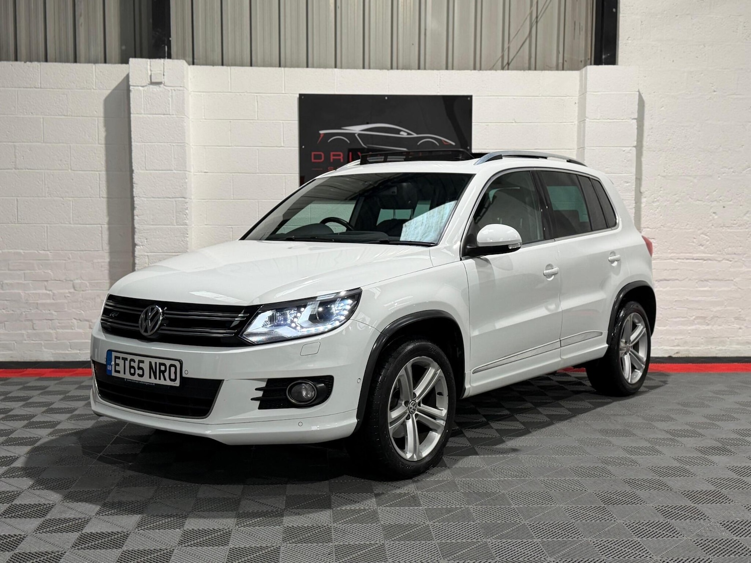 Used Volkswagen Tiguan for sale - 77926168: Photo 3