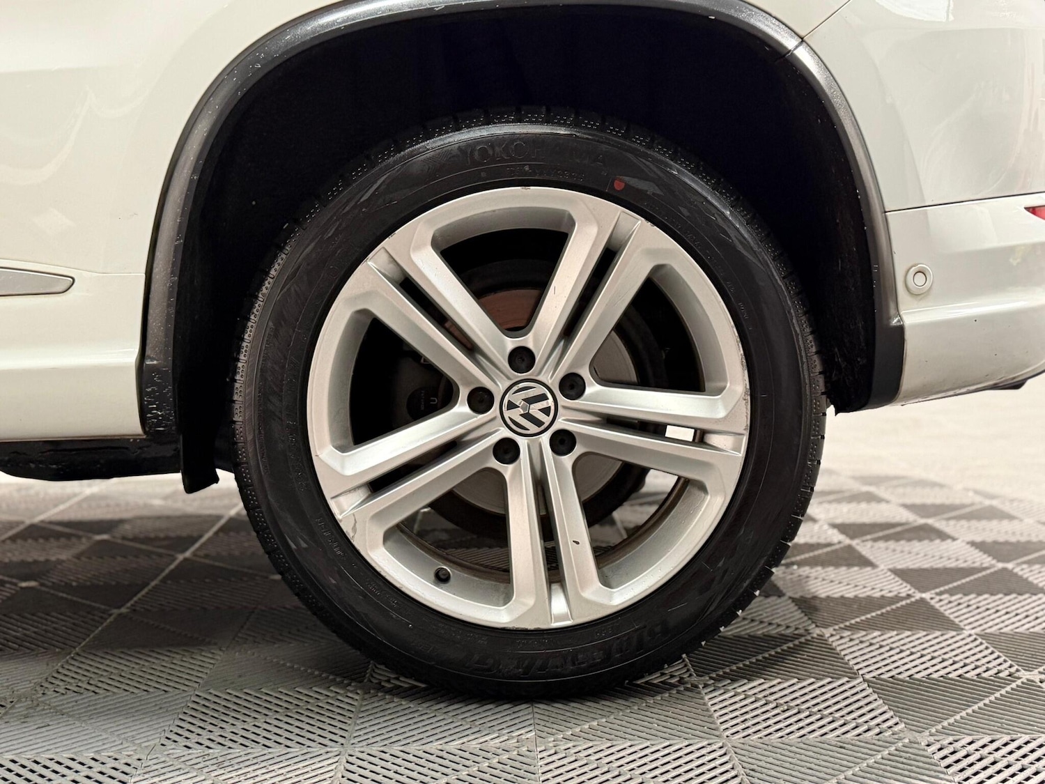 Used Volkswagen Tiguan for sale - 77926168: Photo 32