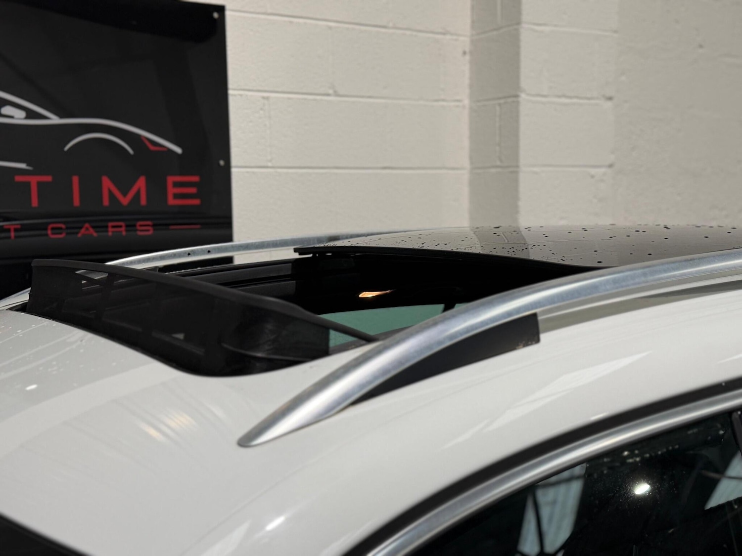 Used Volkswagen Tiguan for sale - 77926168: Photo 44