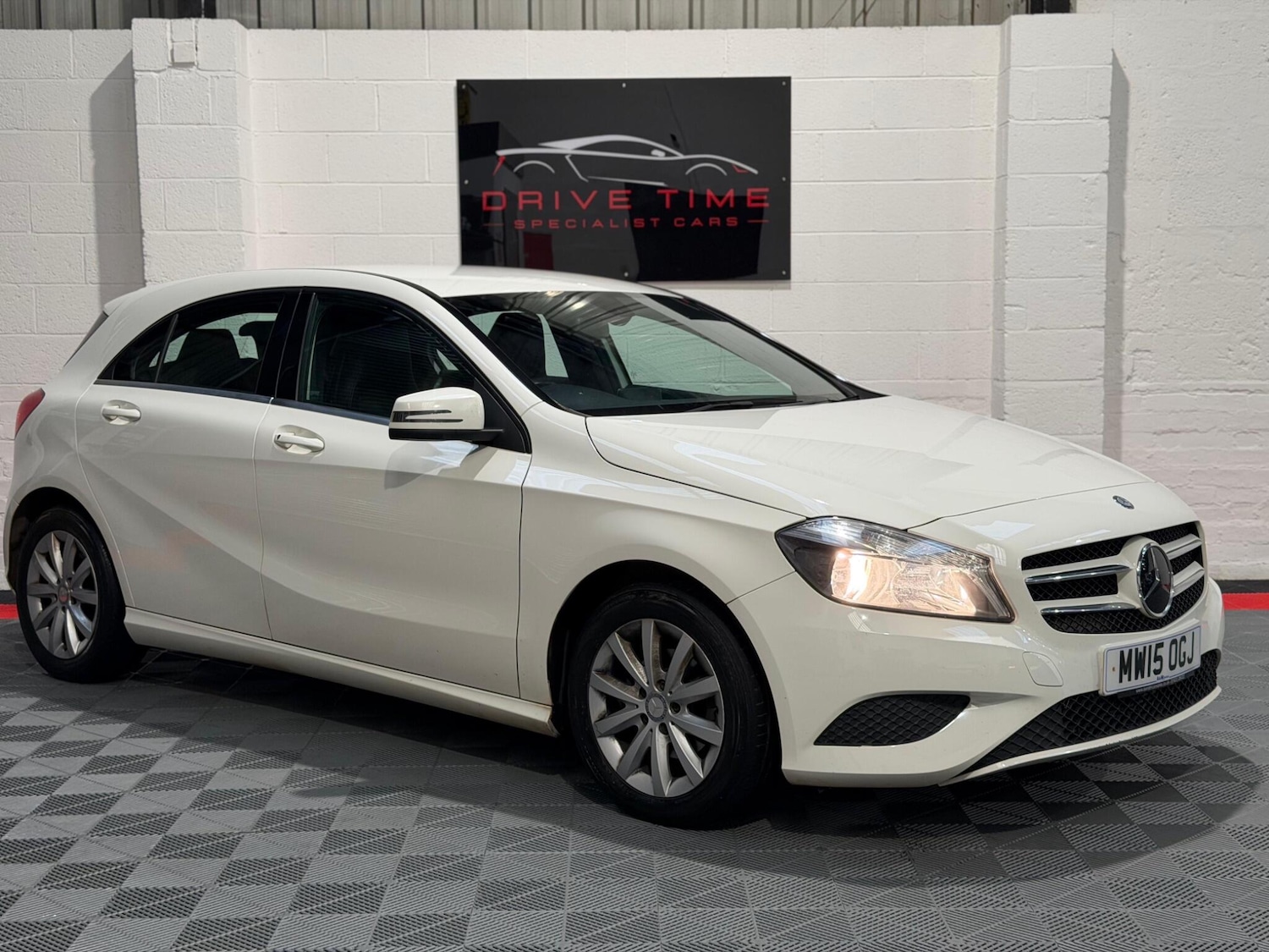 Used Mercedes-Benz A-Class 2015 for sale - 76781071: Photo 1