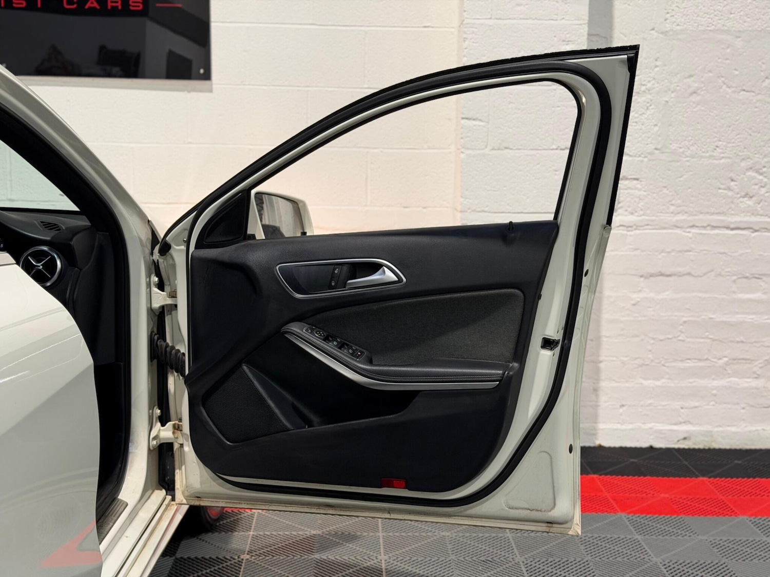 Used Mercedes-Benz A-Class 2015 for sale - 76781071: Photo 17