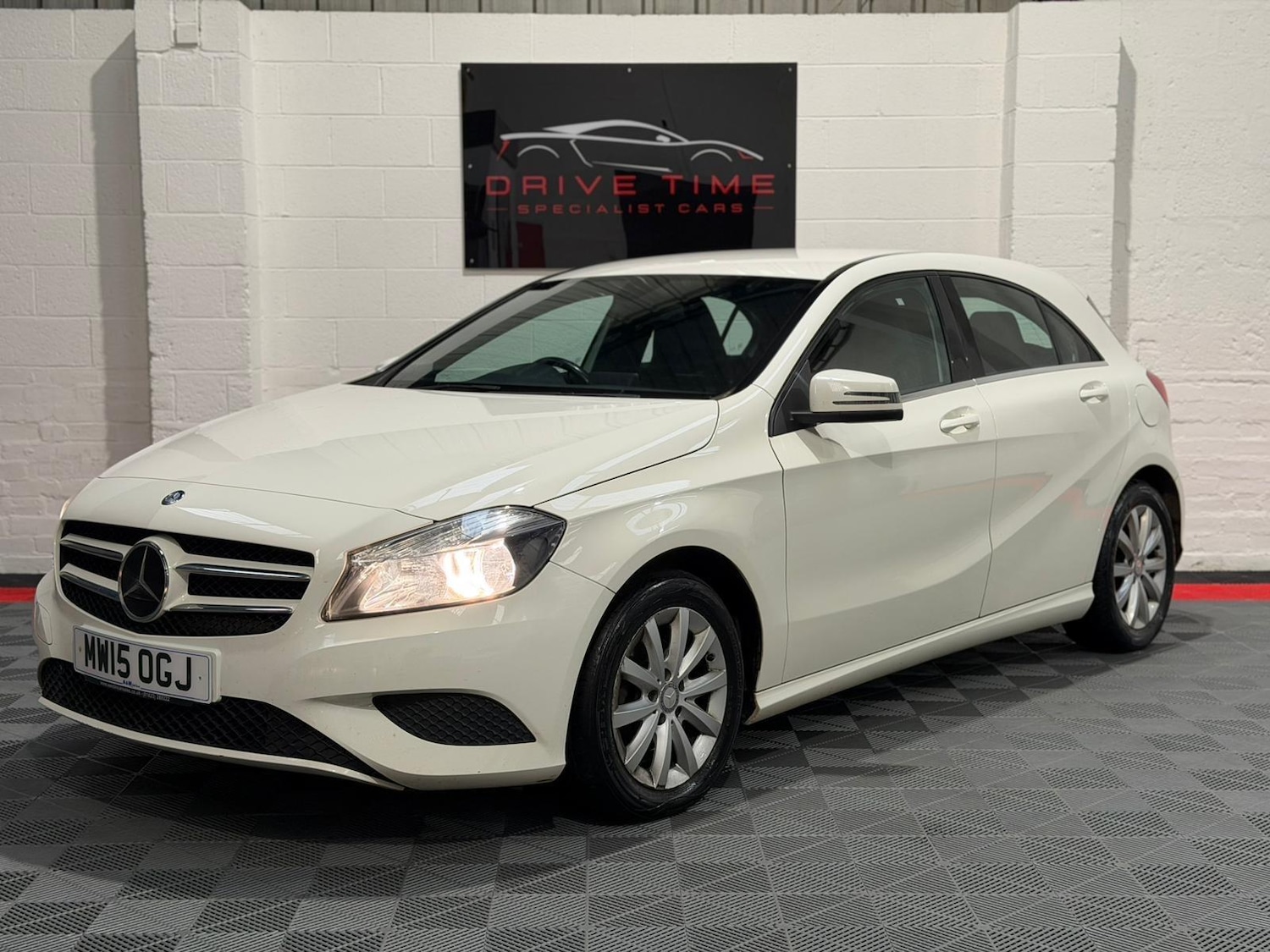 Used Mercedes-Benz A-Class 2015 for sale - 76781071: Photo 3