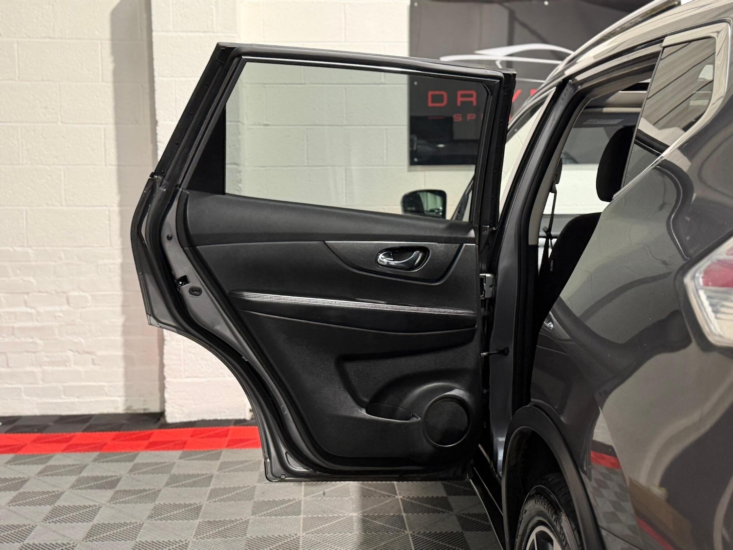 Used Nissan X-Trail 2015 for sale - 78007571: Photo 21