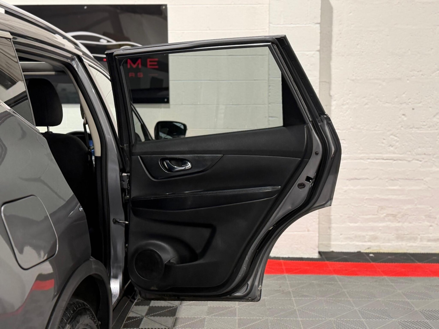 Used Nissan X-Trail 2015 for sale - 78007571: Photo 38